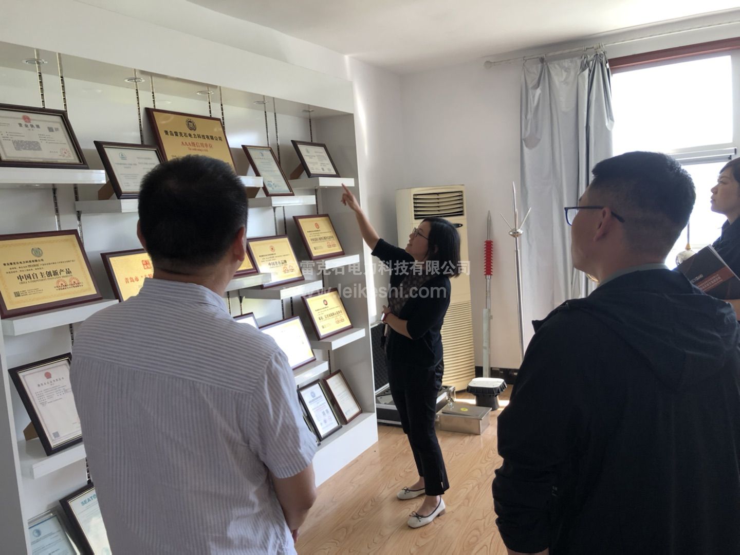 1663663338231885.jpg 7e5228b1-614e-4213-a59d-61f7bc508eb8.jpg